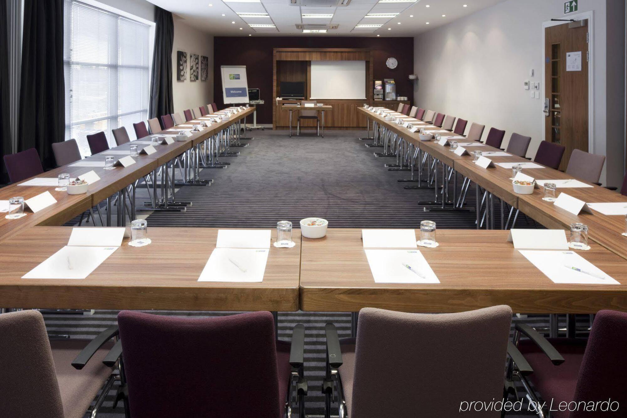 Holiday Inn Express Walsall M6, J10 By Ihg Exterior photo